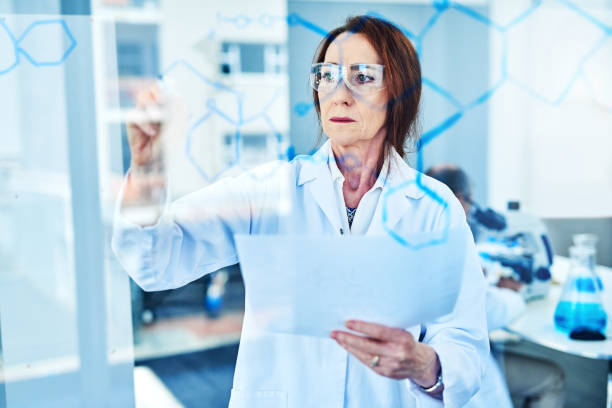 istock Studying matter at the level of atoms and molecules 1135386910