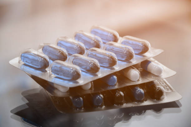 istock Hard gelatin capsule and soft gelatin capsule in strips. 1135424441
