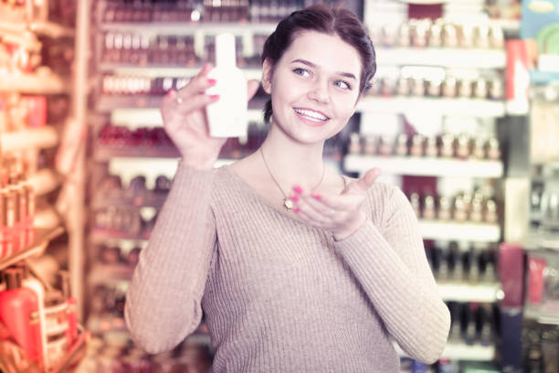 istock Seller demonstrating assortment 1135505684