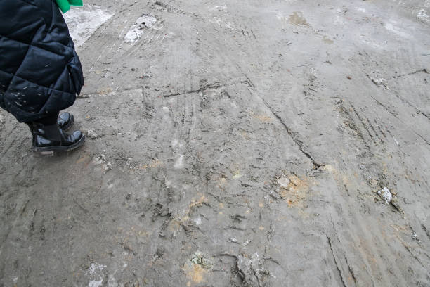 istock dirty snow in the city in spring 1135505926