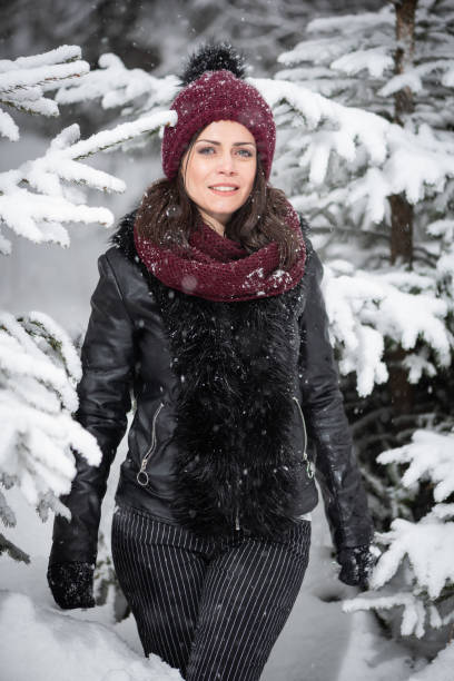 istock Winter Photosession with Veronica 1135507945