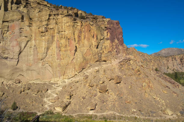 istock Smith Rock Park, Oregon, USA 1135536538
