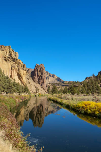 istock Smith Rock Park, Oregon, USA 1135536577