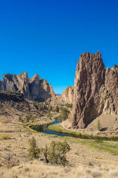istock Smith Rock Park, Oregon, USA 1135536693