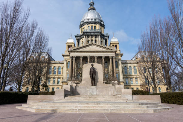 istock Illinois state capitol building, Springfield, Illinois. 1135552314