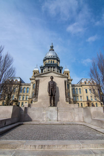 istock Illinois state capitol building, Springfield, Illinois. 1135552450