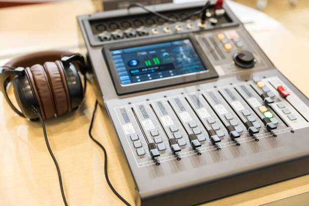 istock Sound Mixer Close-Up 1135568905