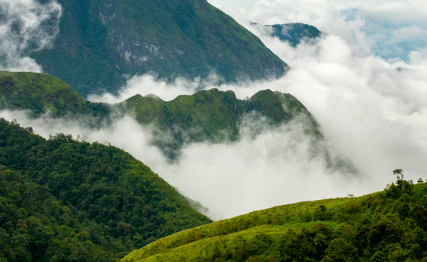 istock Heavens Gate Mountain landscape, Sapa Vietnam 1135579184