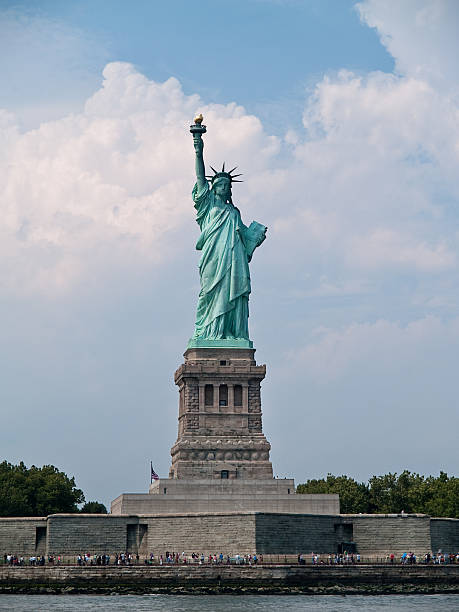 istock Statue of Liberty 113562501
