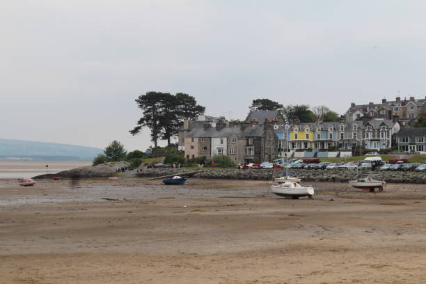 istock Porth-y-Gest harbor tide out 1135643456