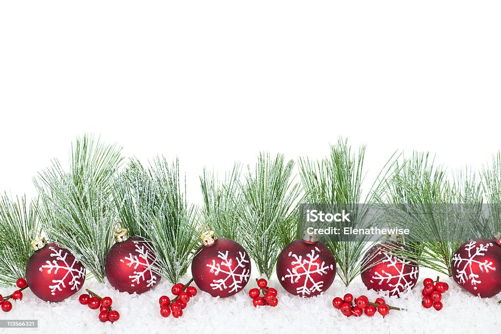 Frontière de Noël avec des ornements rouges - Photo de Aiguille - Partie d'une plante libre de droits