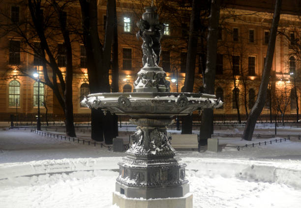 istock Old inoperative fountain at winter. 1135717737