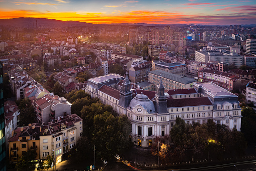Vista de alto ángulo sobre la ciudad de Sofía, Bulgaria, Europa Oriental-imagen de stock photo