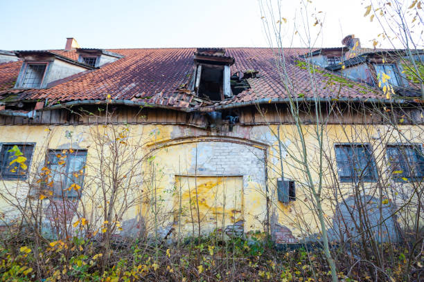 istock old neglected and abandoned house with classical european architecture 1135793412