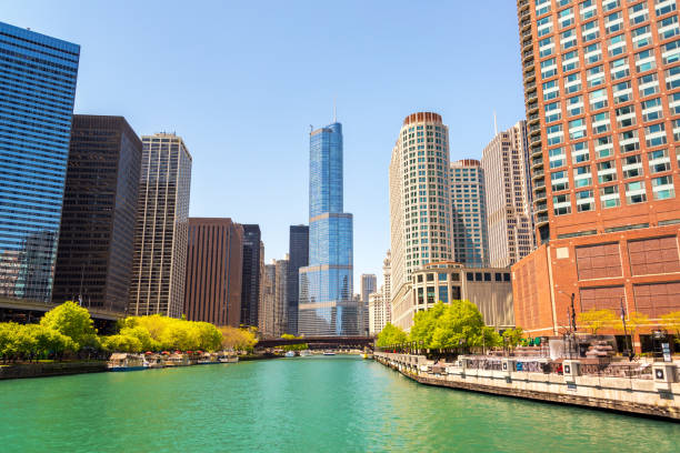 istock Chicago River and Skyscrapers 1135828033