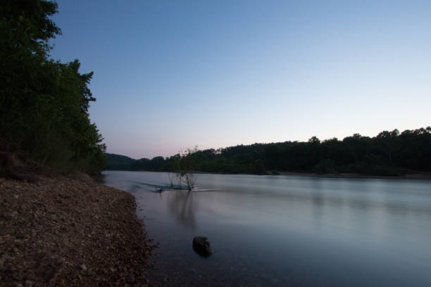istock Riverside in Missouri 1135843908