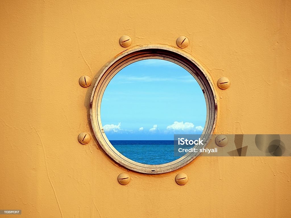 Vista do oceano através de um Vigia - Royalty-free Vigia Foto de stock