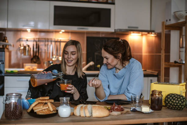 istock Best Friends having breakfast at home 1135928177
