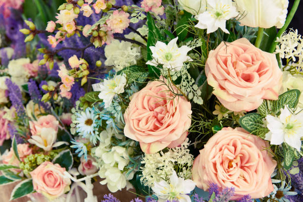 istock Roses and other flowers 1135949222