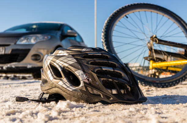 Bicycle accident in winter Bicycle accident in winter coccyx photos stock pictures, royalty-free photos & images