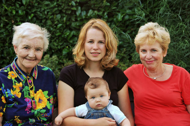 family with four generations of women - great grandmother imagens e fotografias de stock