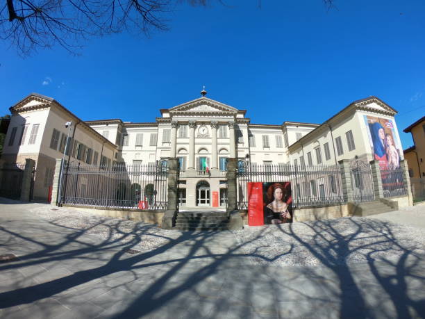 bergame, italie. la galerie d'art et l'académie des beaux-arts nommé accademia carrara - named town photos et images de collection