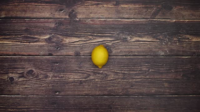 Fruits and vegetables changing - Stop Motion
