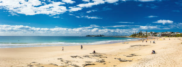 MOOLOOLABA, AUSTRALIA, JUL 22 2018: People enjoying summer at Mooloolaba beach - a famous tourist destination in Australia. MOOLOOLABA, AUSTRALIA, JUL 22 2018: People enjoying summer at Mooloolaba beach - a famous tourist destination in Queensland, Australia. sunshine coast australia stock pictures, royalty-free photos & images