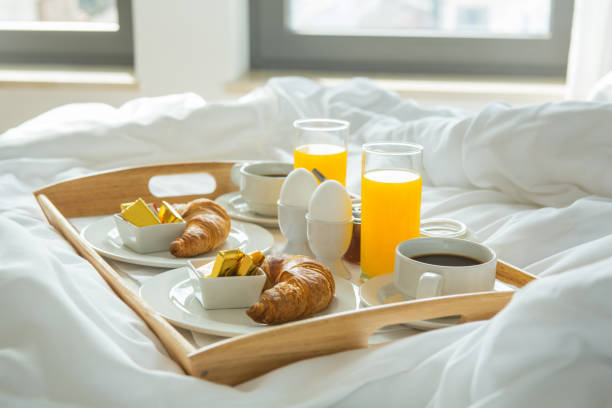 istock Breakfast served in hotel bedroom 1136123390
