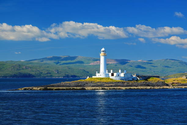 istock Lighthouse on the Isle of Mull 1136132945