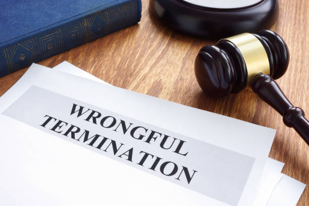 wrongful termination. documents and gavel on a desk. - finishing employment issues occupation downsizing imagens e fotografias de stock