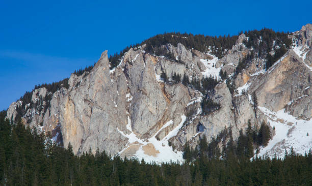 Hasmatpet Rocks Images 40+ Hasmas Mountain Stock Photos, Pictures & Royalty-Free Images - iStock