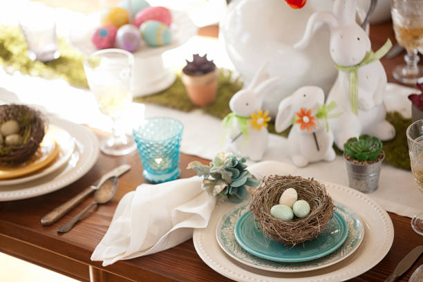 easter dining - retro revival food easter napkin imagens e fotografias de stock