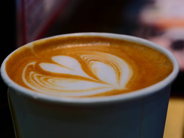 コーヒーアート - barista coffee coffee crop heart shape ストックフォトと画像