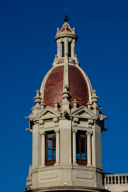 istock Dome of the Post and telegraph building (Oficina de Correos) 1136205756