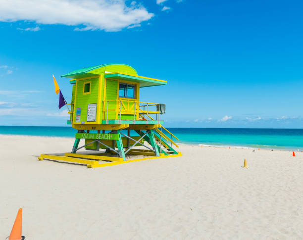 istock Colorful lifeguard tower in Miami Beach 1136233930