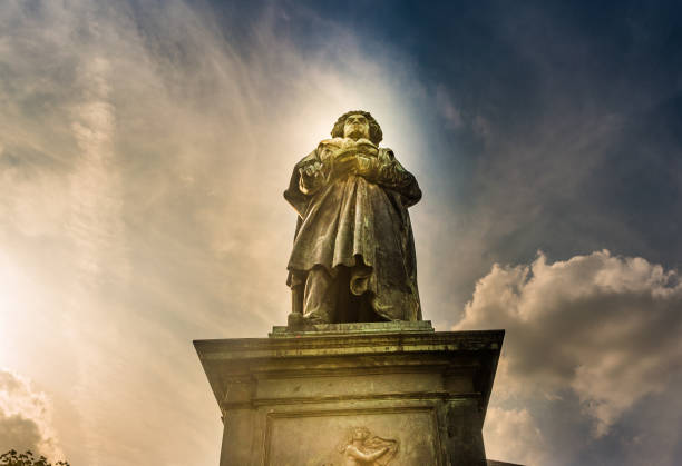 Beethoven Monument in Bonn, Germany.It was unveiled on 12 August 1845 Beethoven Monument in Bonn, Germany.It was unveiled on 12 August 1845, in honour of the 75th anniversary of the composer's birth. bonn photos stock pictures, royalty-free photos & images