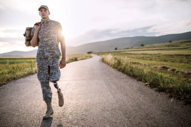 istock Soldier coming home 1136261279