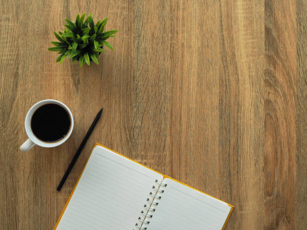 istock notebook 2019 goals for new year wooden 1136277769