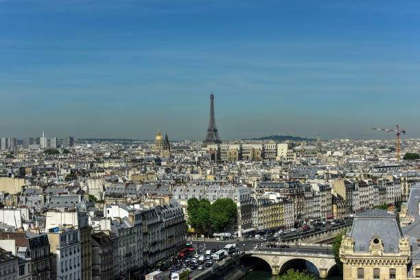 istock Paris, France Skyline 1136304127