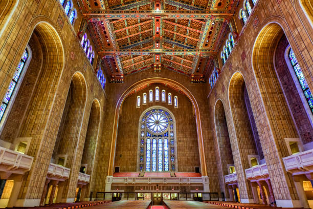 istock Temple Emanu-El - New York City 1136315153