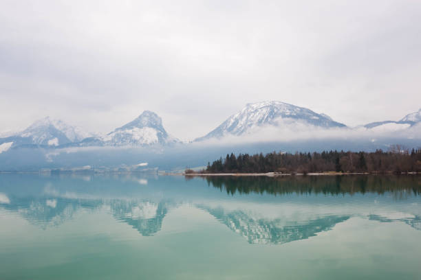 istock Alpine lake Wolfgangsee, Austria 1136394275
