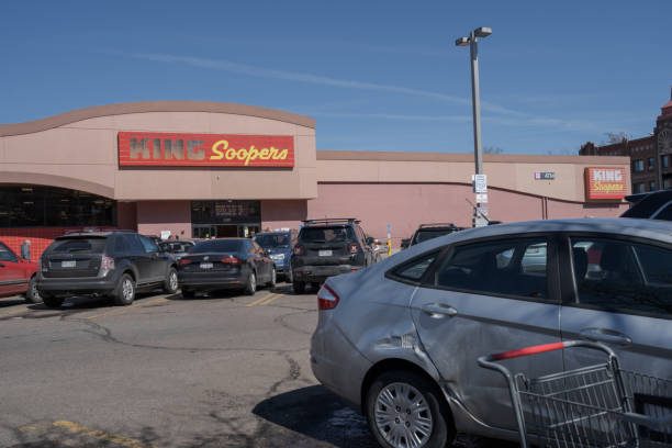King Soopers Store Front at Capitol Hill Neighborhood in Denver. King Soopers has a significant presence in the state of Colorado on the eastern slope of the Rocky Mountains. Denver, CO, USA, March 16, 2019- King Soopers Store Front at Capitol Hill Neighborhood in Denver. King Soopers has a significant presence in the state of Colorado on the eastern slope of the Rocky Mountains. goldco company review stock pictures, royalty-free photos & images