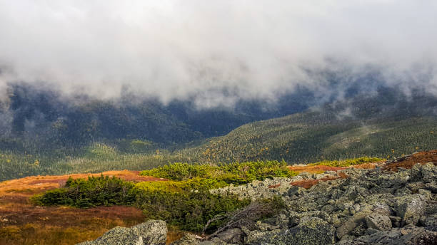 blick vom mount washington - mountain mountain peak oregon on top of stock-fotos und bilder