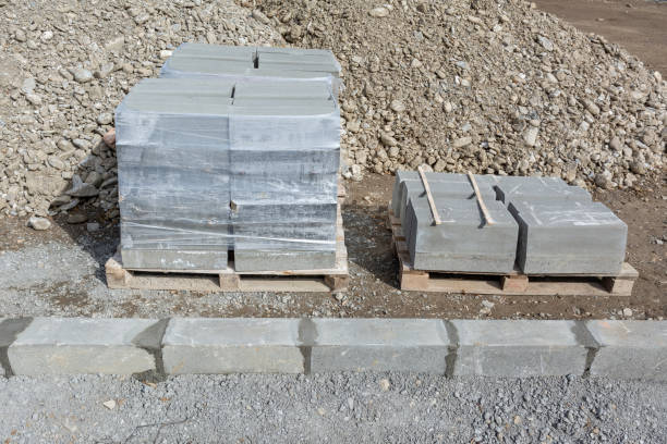 Stack of kerbstone. Stack of kerbstone. Urban sidewalk and road construction process kerbstone stock pictures, royalty-free photos & images