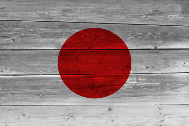 флаг японии нарисован на старой деревянной доске - japanese flag concepts dirty grunge стоковые фото и изображения