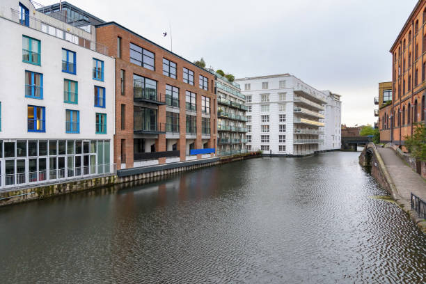 istock Regents Canal in Camden Town 1136466343