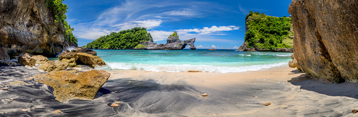 Big Panoramic of idyllic tropical beach with small island and perfect azure clean water - nobody / Indonesia, Bali, Nusa Penida