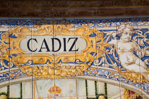 istock Cadiz Sign; Plaza de Espana; Square 1136525421