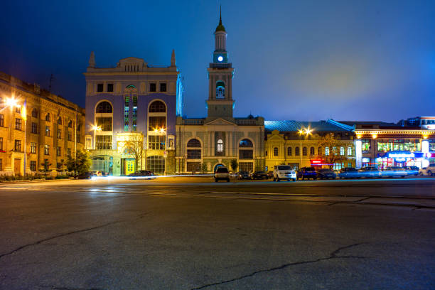 istock Kontraktova Square on night with light 1136560514
